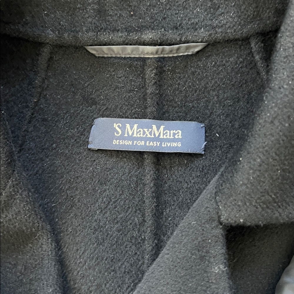 MaxMara Classic Black Coat with a vested hoodie